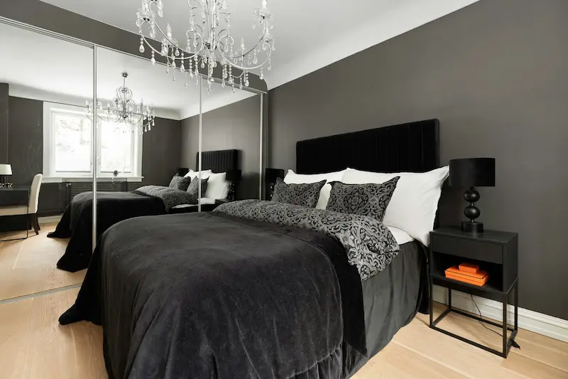 Black Bedroom Ideas