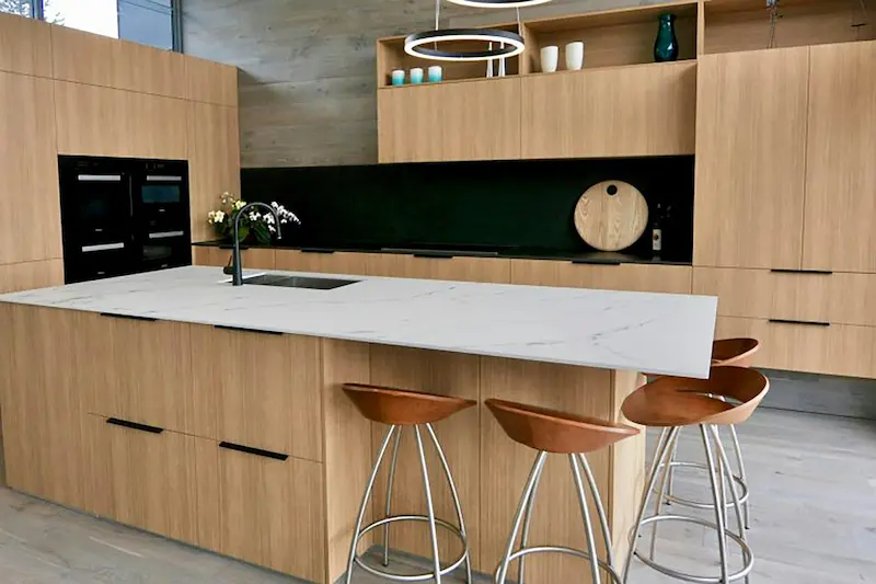 Contemporary kitchen